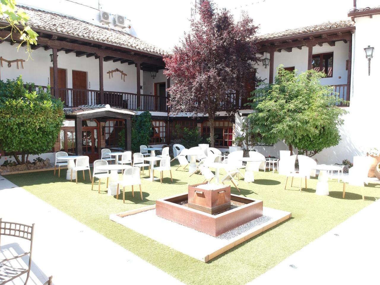 Hotel Resort Cueva Del Fraile Cuenca  Exterior photo